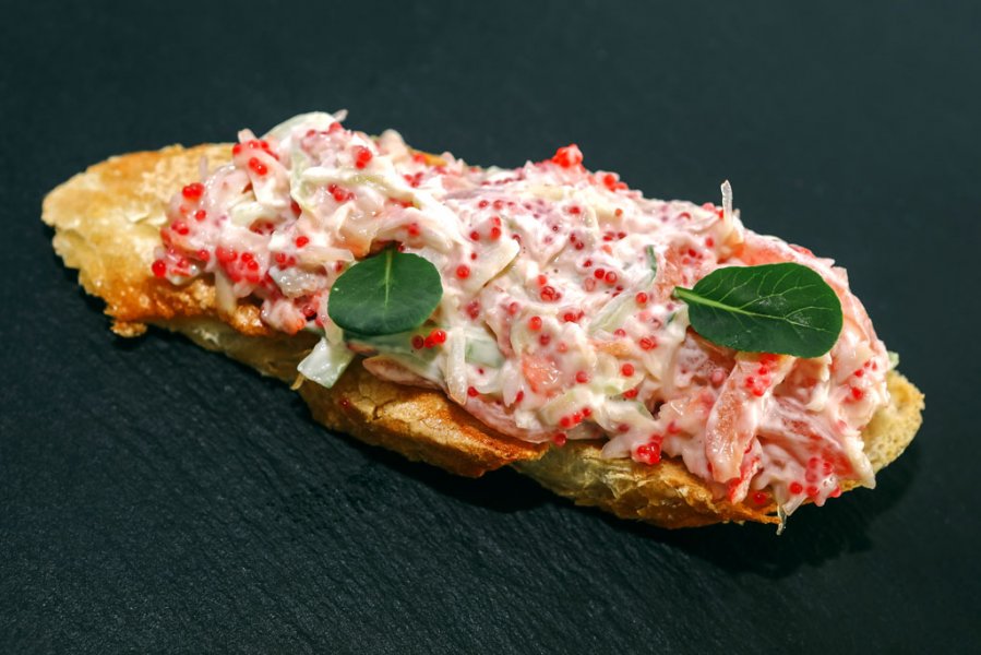 Bruschetta with crab